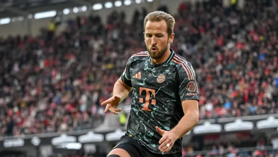 九游-关于锐不可当引发热议！，凯恩在美国队比赛中败北观众掌声雷动的信息